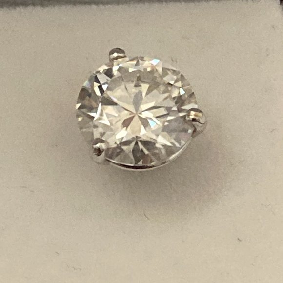 Certified 3 ct tw Moissanite Round Stud Earrings NEW - Picture 3 of 7